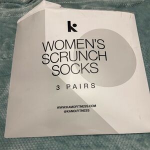 Kamo Fitness Women’s white scrunch socks. 3 pair. One size fits all. NWT.